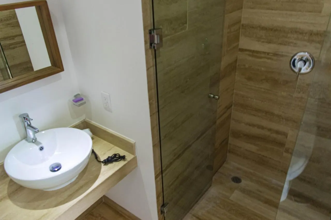 تولوم Amira Residence